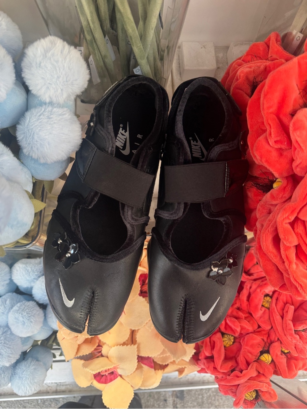 NIB Nike Air Rift Florette Leather Tabi Style Split Toe Sneakers Womens Size 10 - Picture 6 of 8